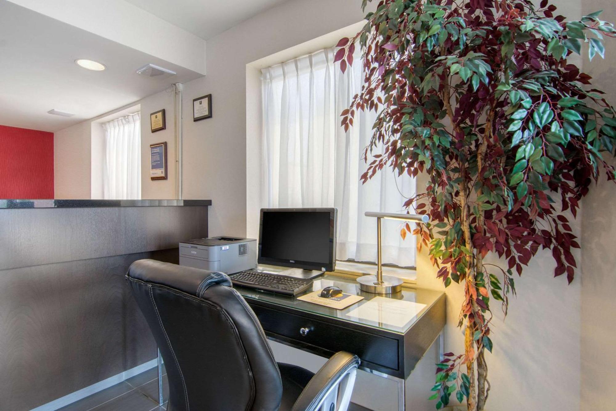 Comfort Inn Σάντμπερι Εξωτερικό φωτογραφία